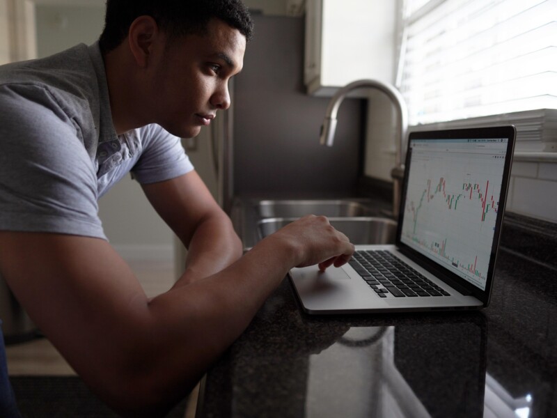 Best Investment Opportunities for Accredited Investors in 2025 - Verified by FangWallet
